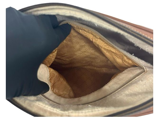 Gucci Vintage Mini Schultertasche mit Micro GG Muster Braun Weiß - Ansicht 10
