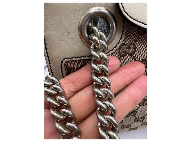 Borsa a tracolla con catena Gucci Emily Marrone Beige - vista 16