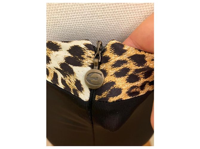 Just Cavalli Enges schwarzes Kleid mit Animal-Print Leopardenprint - Ansicht 6