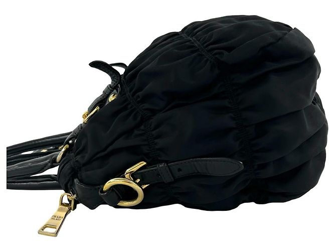 Tote Borsa a mano PRADA in nylon raggruppato e pelle Nero - vista 5