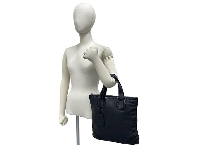 Mini borsa tote Loewe in pelle nappa nera Nero - vista 2