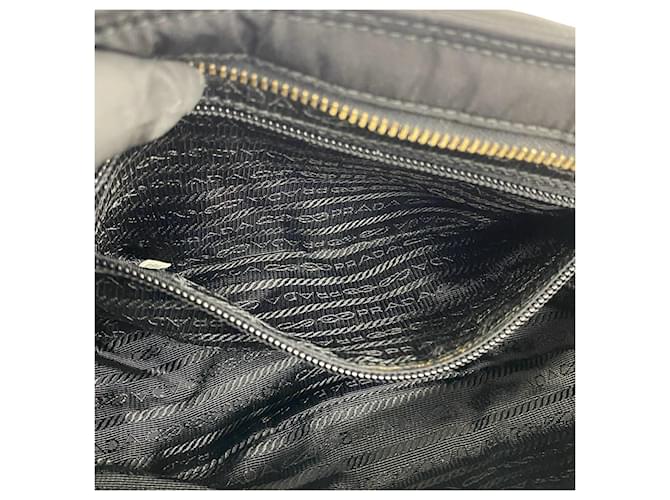 Borsa a tracolla Prada in nylon e pelle nera Nero - vista 10