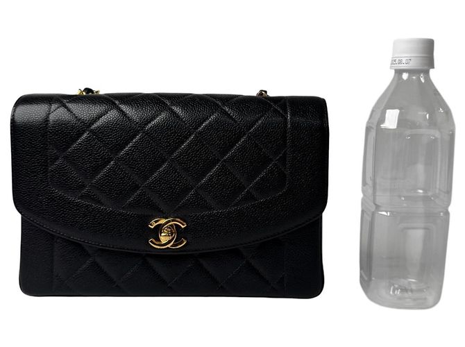 Borsa a tracolla Chanel Diana Flap Matelassé Nero - vista 17