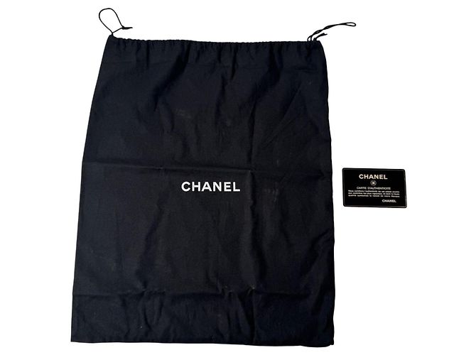 Borsa a tracolla Chanel Diana Flap Matelassé Nero - vista 22