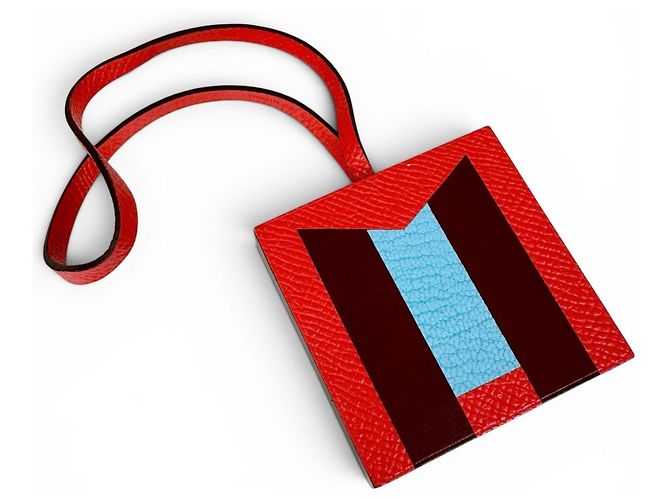 Hermès Hermes Lettre au Carré Initial M Handbag Charm Rosso Blu - vista 2