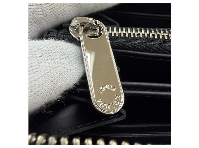 Cartera Zippy de piel Mahina Louis Vuitton Negro - vista 9