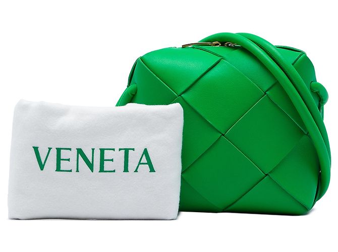 Borsa a tracolla Bottega Veneta Mini Intreccio Cassette in nappa verde - vista 6