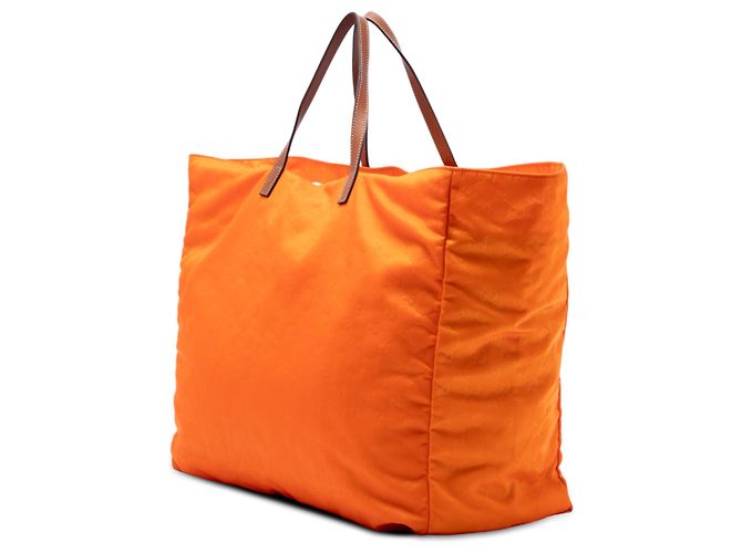 Borsa da viaggio Gucci in nylon GG arancione - vista 2