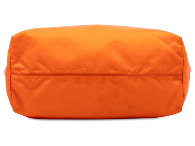Borsa da viaggio Gucci in nylon GG arancione - vista 3
