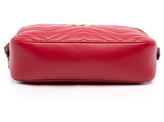 Gucci Borsa a tracolla Small GG Marmont in pelle matelassé rossa Rosso - vista 3