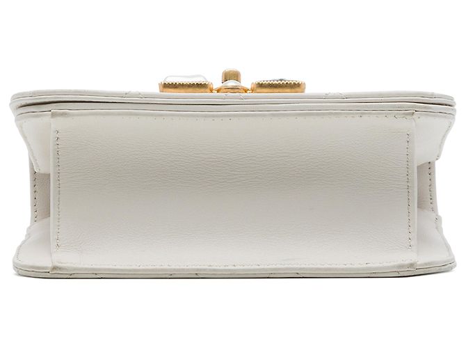 Chanel White Small CC Quilted Calfskin Crystal Pearl Full Flap Bianco - vista 3