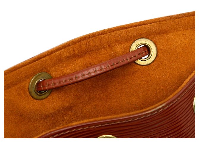Louis Vuitton Brown Epi Petit Noe Castaño - vista 6