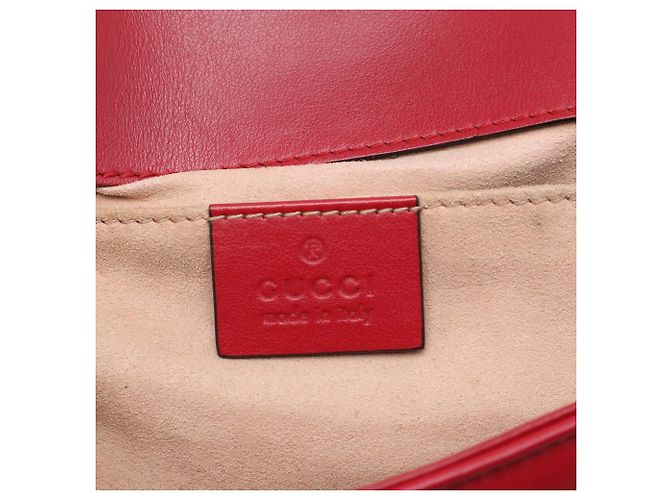 Borsa a tracolla Gucci GG Marmont Small in pelle di vitello matelassé rossa - vista 5