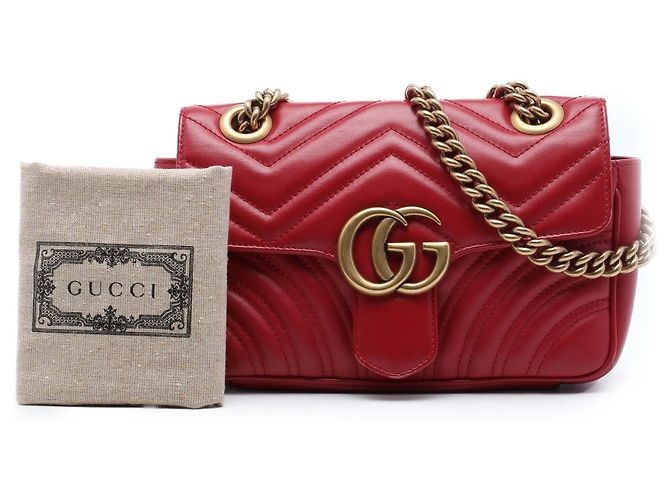Borsa a tracolla Gucci GG Marmont Small in pelle di vitello matelassé rossa - vista 7