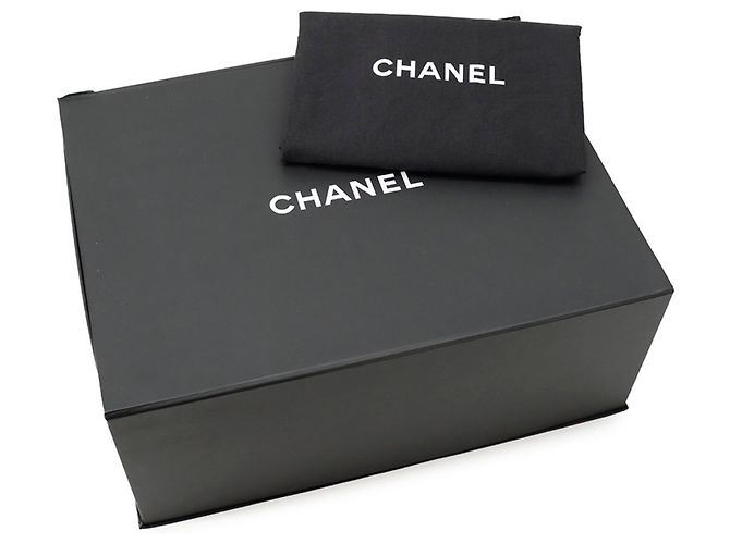 Borsa a mano Chanel in pelle kaki Cachi - vista 18