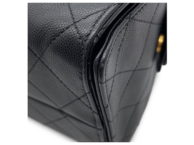 Borsa a tracolla con catena Chanel in Black Nero - vista 8