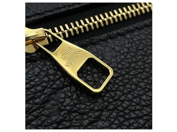 Louis Vuitton Monogram Empreinte Pochette Métis EW Nero - vista 12