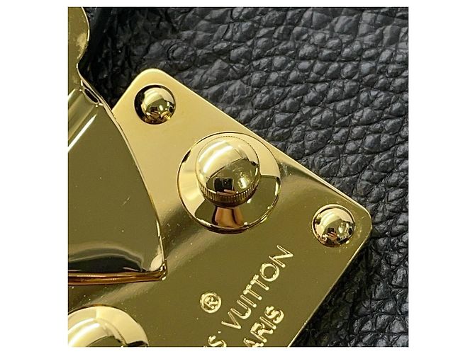 Louis Vuitton Monogram Empreinte Pochette Métis EW Nero - vista 14