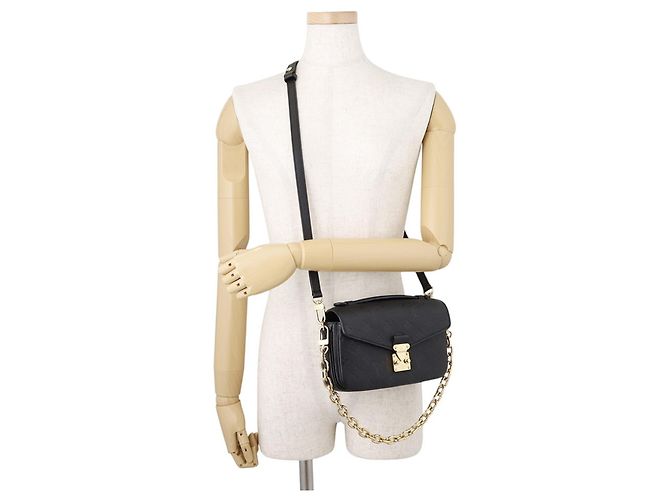 Louis Vuitton Monogram Empreinte Pochette Métis EW Nero - vista 6