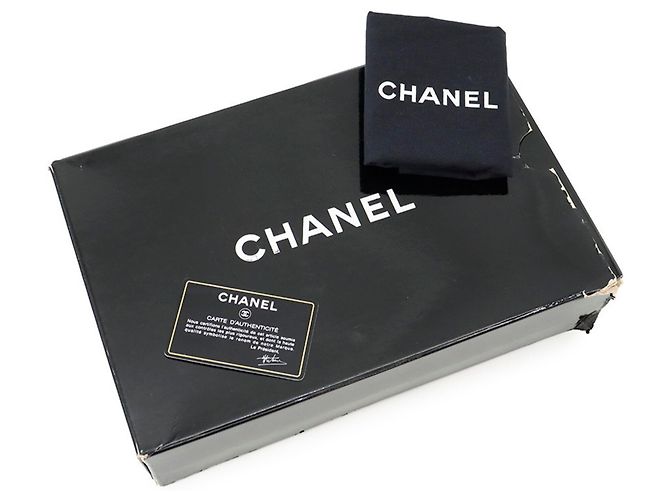 Timeless Borsa a tracolla con catena Chanel Matelassé Nero - vista 19