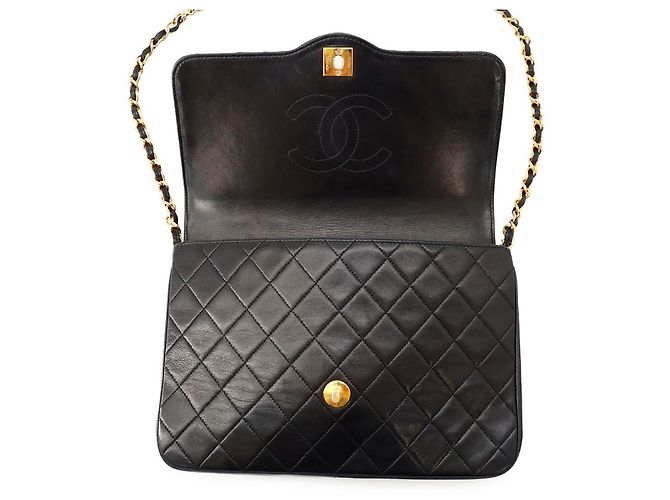 Timeless Borsa a tracolla con catena Chanel Matelassé Nero - vista 5