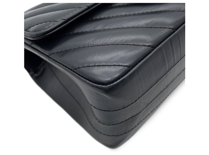 Chanel 2.55 Mini Schultertasche aus gealtertem Kalbsleder Schwarz - Ansicht 10