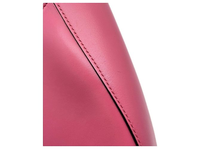 Borsa a tracolla Prada Triangle Cleo in pelle di vitello rosa - vista 8