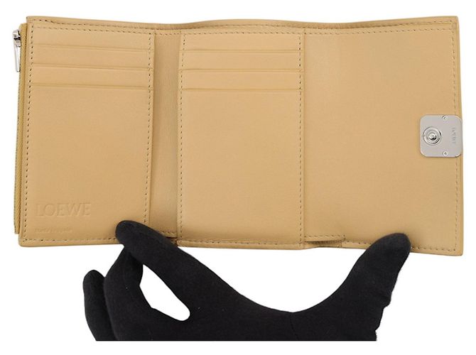 Loewe Tri-fold Ledergeldbörse Beige - Ansicht 4
