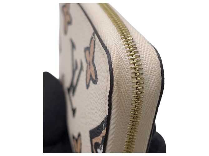 Louis Vuitton Monogram Wild at Heart Zippy Coin Purse Crudo - vista 6