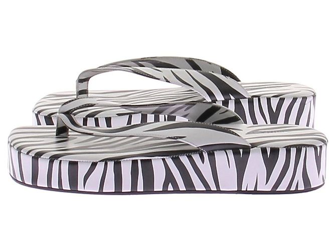 Sandali Amina Muaddi Zebra in pelle bianca 38 Bianco - vista 2