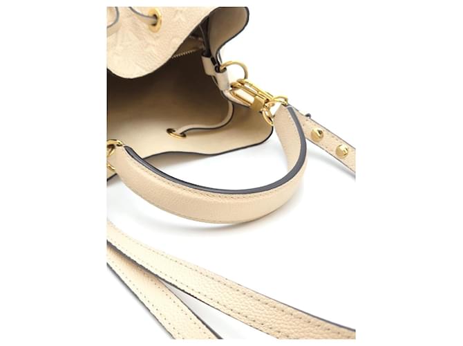Néonoé Louis Vuitton NeoNoe MM Empreinte Cream Bianco - vista 13