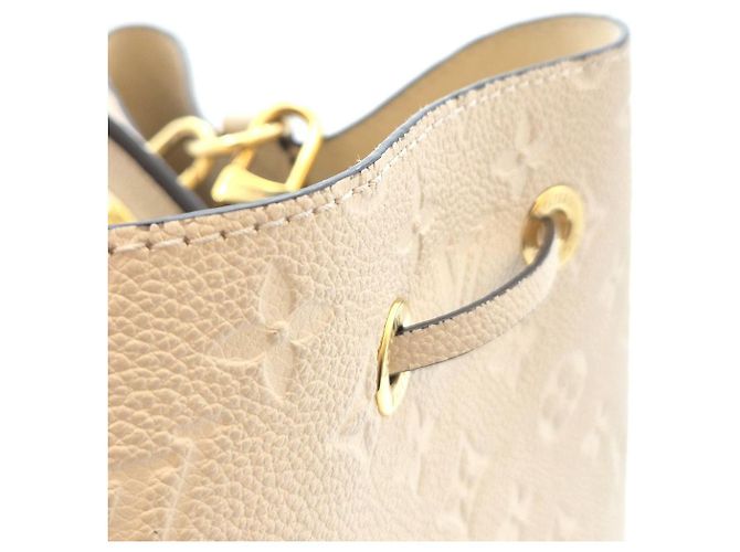 Néonoé Louis Vuitton NeoNoe MM Empreinte Cream Bianco - vista 15