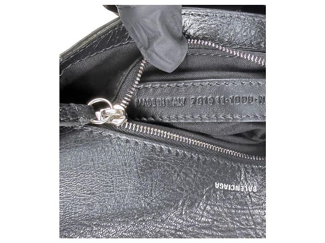 Balenciaga Mini Borsa a Tracolla con Patta Le Cagole Nero - vista 9