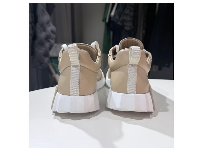 Hermès Bouncing Sneakers
Sneakers in camoscio di vitello Marrone - vista 5