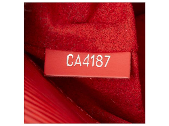 Bolsa de Ombro Louis Vuitton Monogram Saint Michel Marrom Vermelho - vista 12