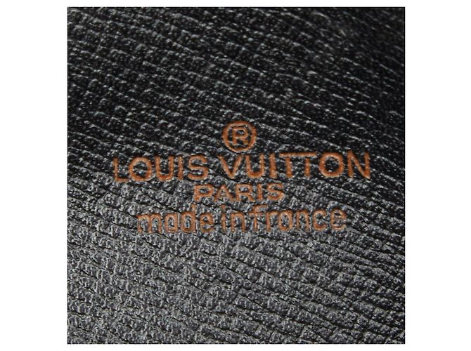 Borsa a tracolla Louis Vuitton Epi Danube Rosso - vista 12