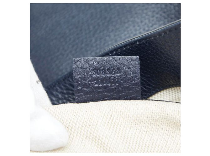 Borsa tote Gucci Soho in pelle blu navy - vista 12