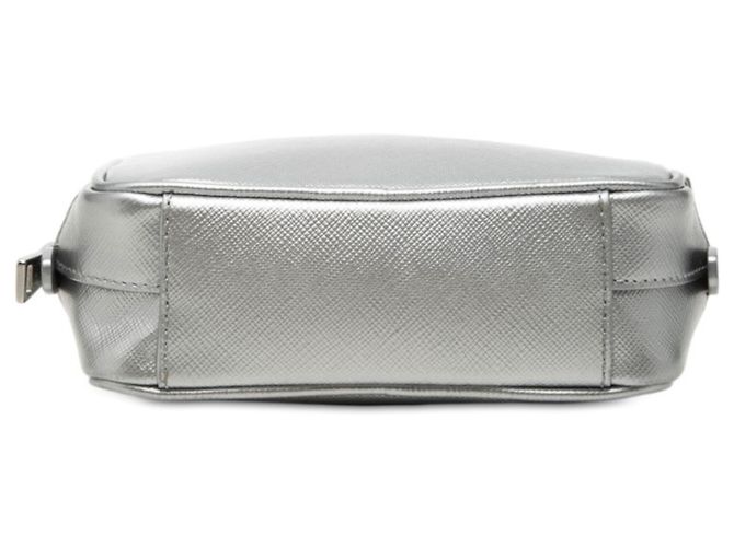 Saffiano Bolsa de Ombro Prada Logo Prata - vista 3