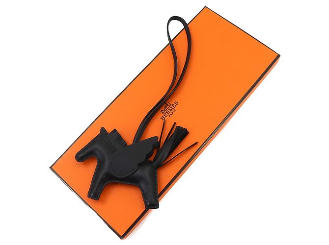Hermès Hermes HERMES So Black Rodeo Pegasus PM Handbag Charm Negro - vista 2