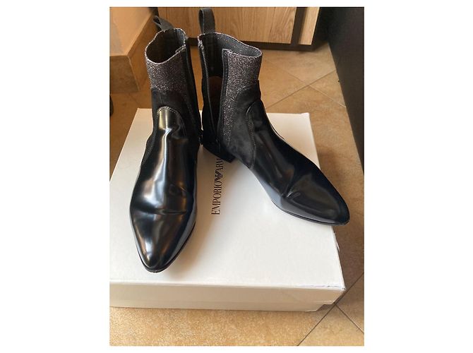 Stivaletti Emporio Armani in Pelle Nera e Glitter - vista 11