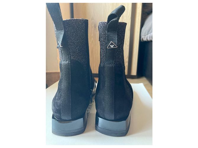 Stivaletti Emporio Armani in Pelle Nera e Glitter - vista 8