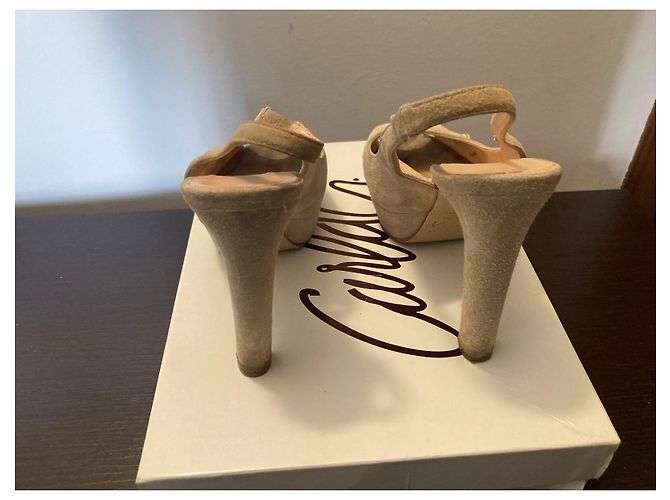 Carla G. Sandalias slingback de ante beige - vista 5