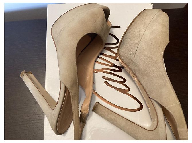 Carla G. Sandalias slingback de ante beige - vista 8