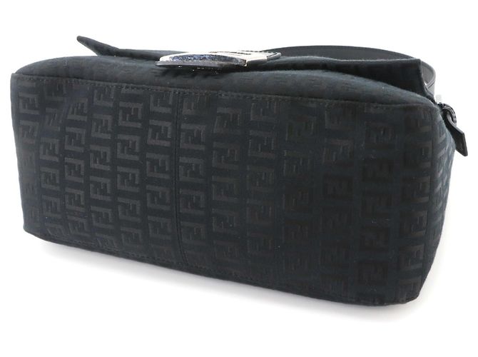 Borsa a spalla Fendi Zucchino Mamma Baguette Nero - vista 5