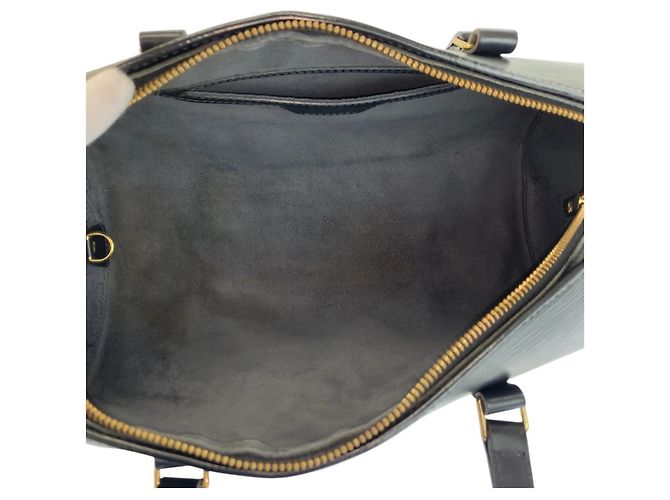 Bolso de hombro Louis Vuitton Epi Soufflot de cuero negro - vista 9