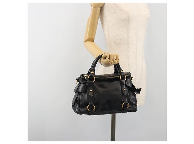Borsa a mano Miu Miu in pelle nera tono oro Auth 195427 Nero - vista 22