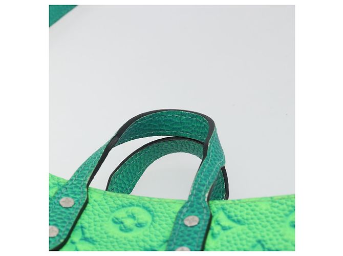 LOUIS VUITTON Taurillon Clemence Illusion Sac Plat XS Verde M81221 Auth 193755SM Blu - vista 14