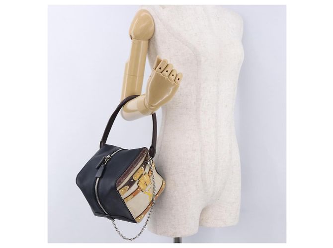 Bolsa de mão LOUIS VUITTON Trompe l'oeil Couro Navy Silver M52350 LV Auth 196213 Prata Azul marinho - vista 24