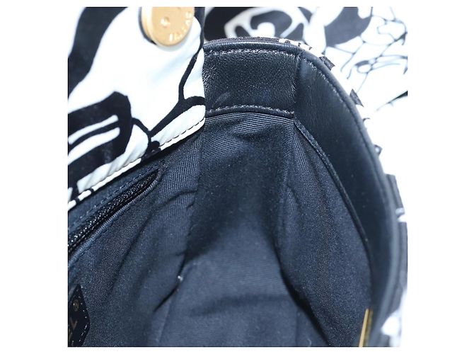 Borsa a tracolla con catena CHANEL Matelasse Satin 2way White Gold CC Auth 195250M Bianco D'oro - vista 27