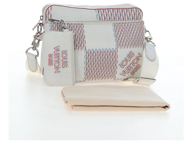 Borsa Messenger LOUIS VUITTON Damier Giant Spray Trio White M20665 Auth BA14102V Bianco - vista 12
